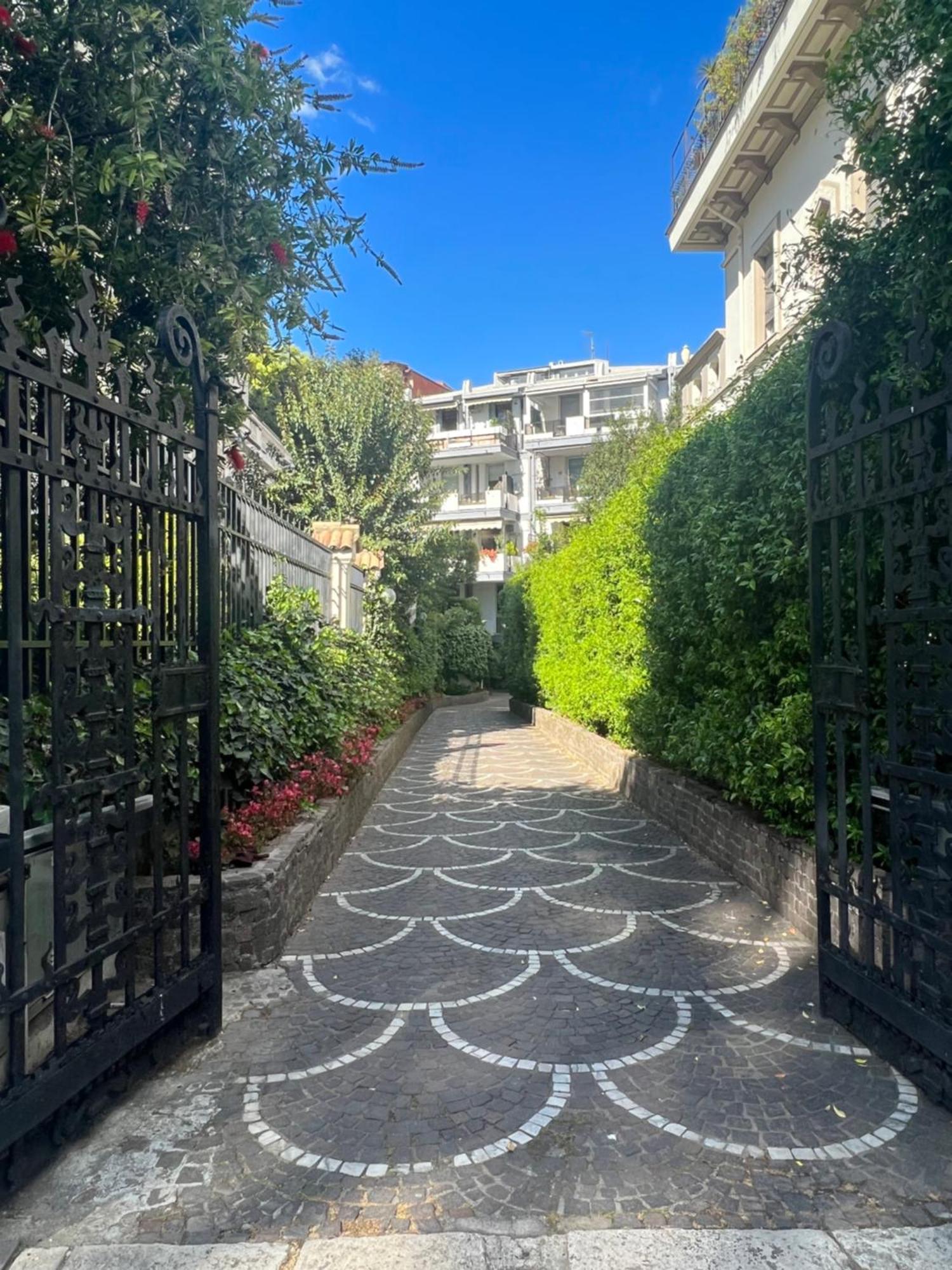 Apartment Borghese Rom